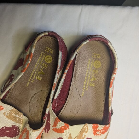 EA3 Cute Gently Loved Canvas Lips Alpargatas Shoes Women's Size 37 (US SIZE 7) - Picture 3 of 7